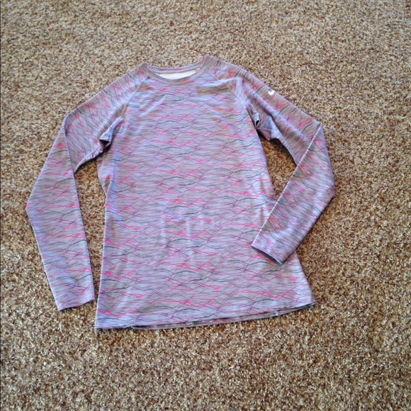 Nike Tops - Long sleeve Nike running top